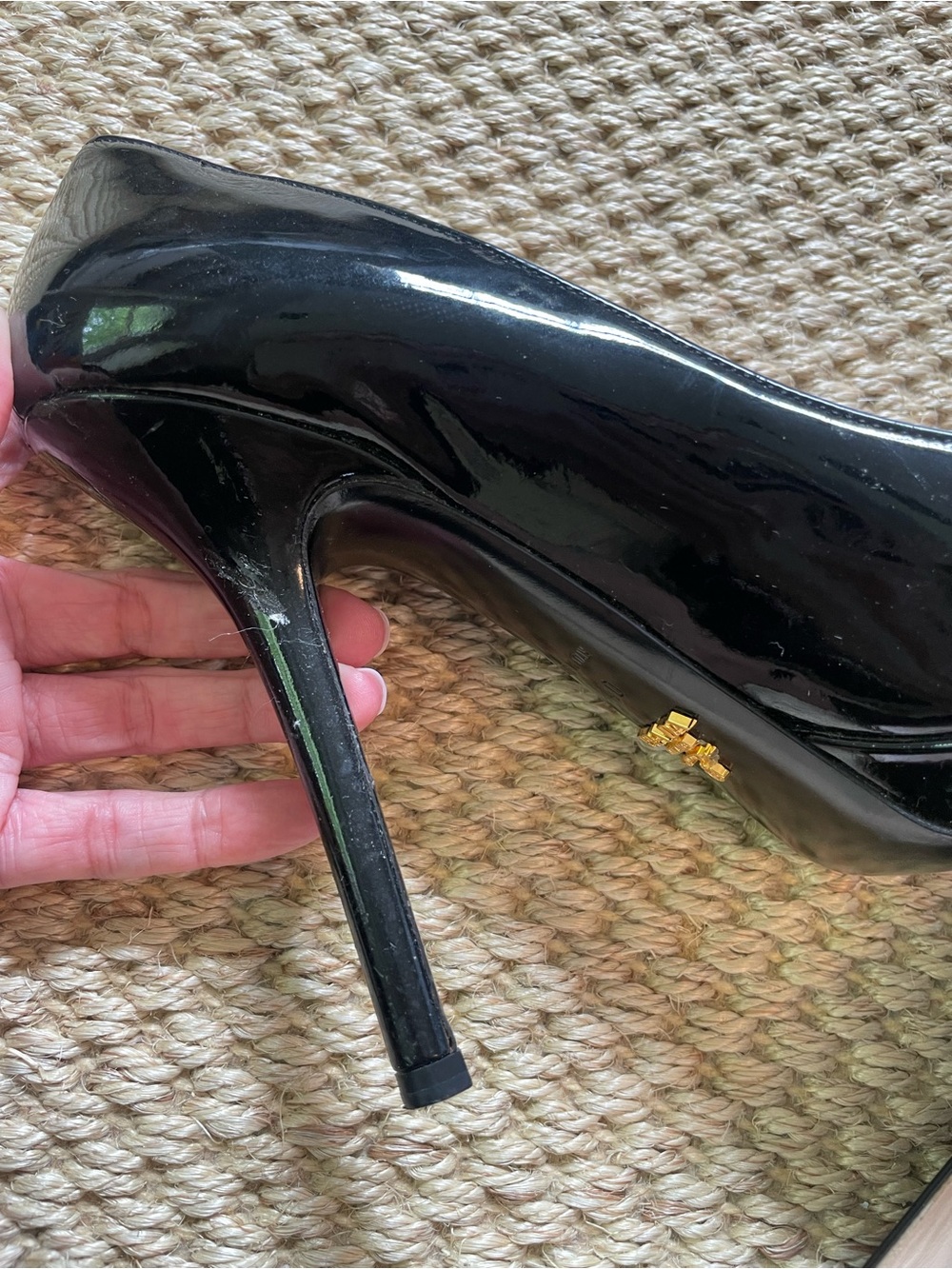Prada Black Patent Leather Pointed-Toe Platform Pumps size 40 - Picture 4 of 4